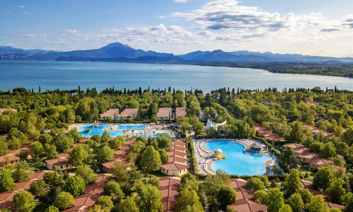 4-star camping Bella Italia at Lake Garda